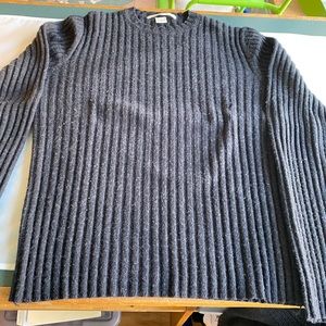 Perry Ellis black merino wool and acrylic sweater